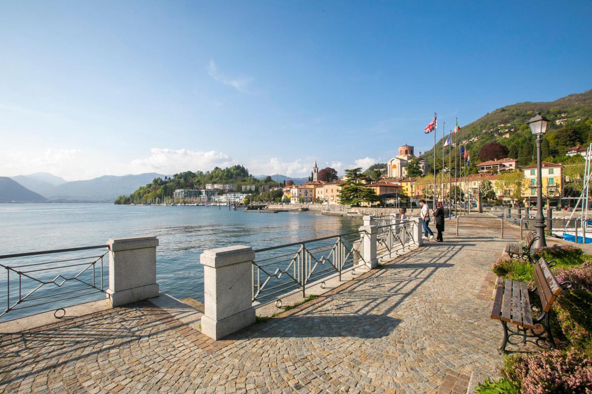Appartamento Il Golfo Lake View - Happy Rentals Laveno-Mombello Exterior foto
