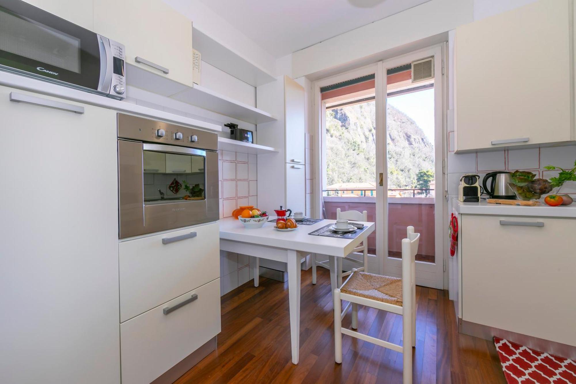 Appartamento Il Golfo Lake View - Happy Rentals Laveno-Mombello Exterior foto