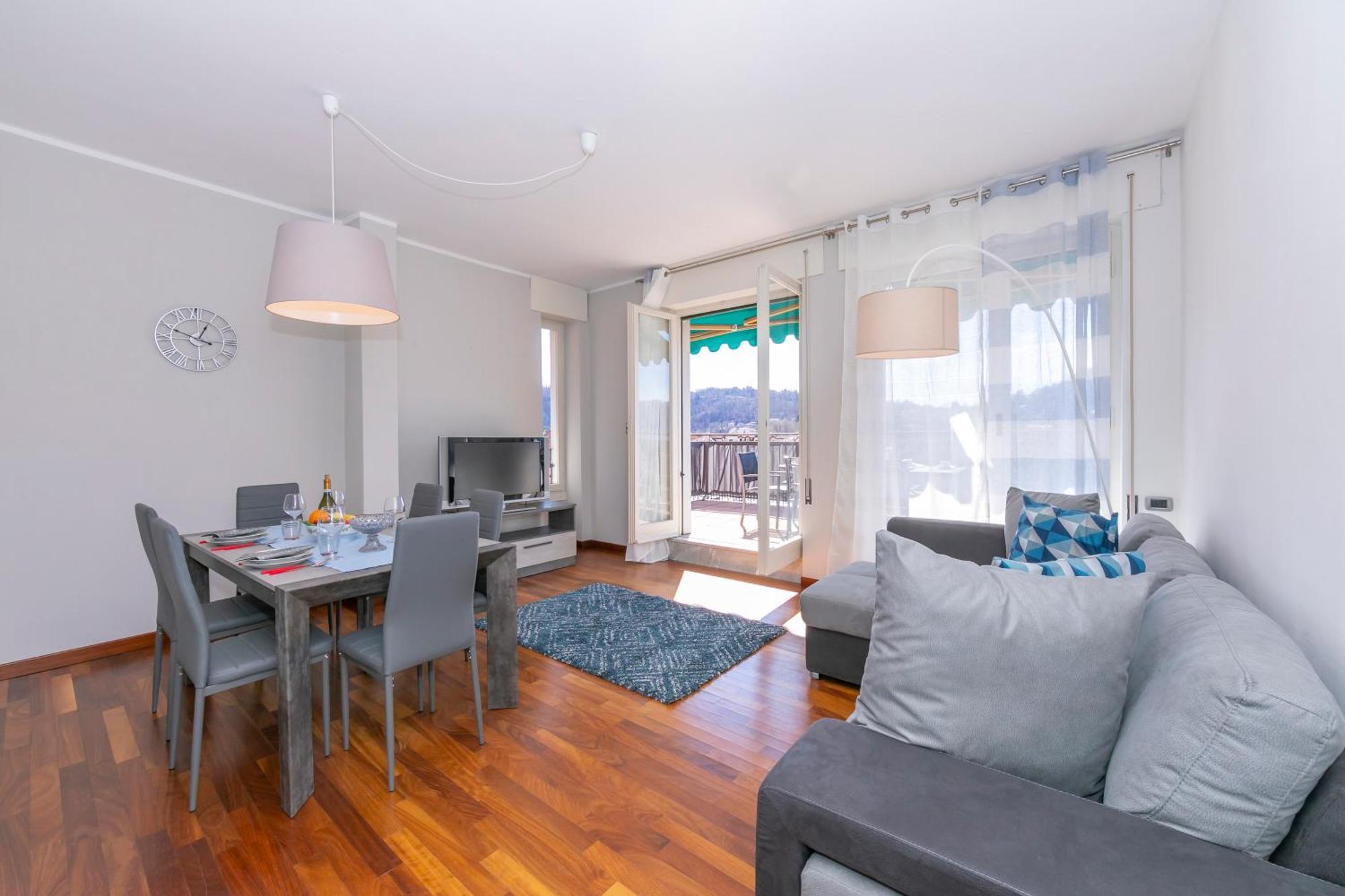 Appartamento Il Golfo Lake View - Happy Rentals Laveno-Mombello Exterior foto